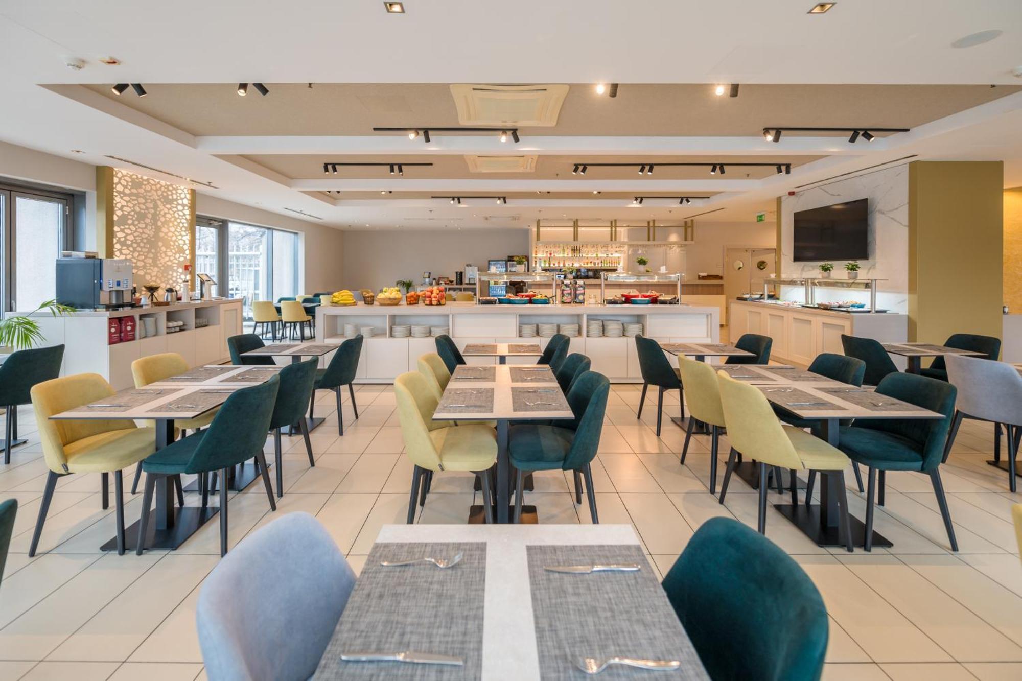 Expo Tower By Mellow Mood Hotels Budapest Luaran gambar