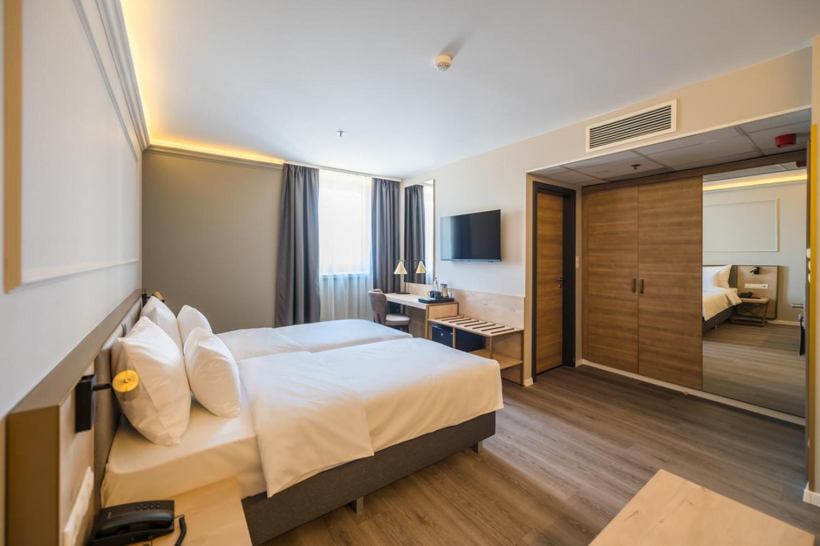 Expo Tower By Mellow Mood Hotels Budapest Luaran gambar